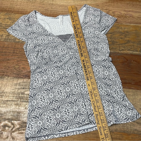 Marilyn Monroe women’s babydoll Y2K gray ruffled hemline blouse size Medium lace - Picture 5 of 7